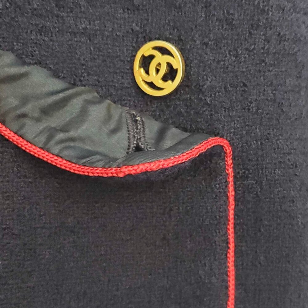 CHANEL Boutique Womens Vintage Navy Wool Boucle Blazer Logo CC Buttons Red Trim - Picture 11 of 15